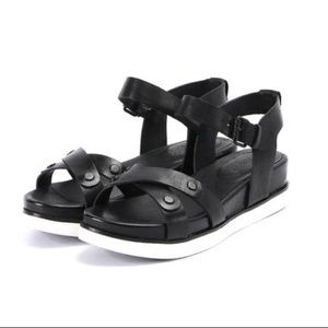 Bussola Potsdam ankle strap sandals (black)